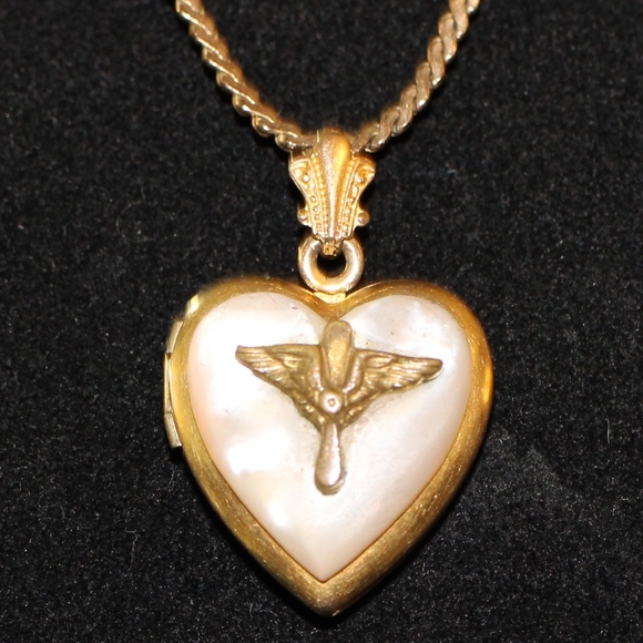 12K GF Vintage Gold Filled Heart Locket Pendant - Picture 1 of 7